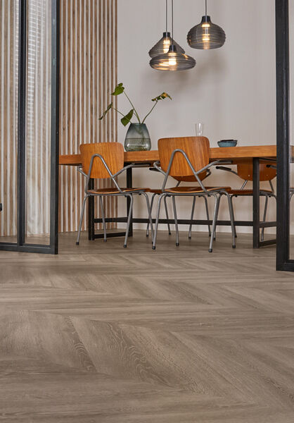 Mflor Parva Oak Chevron