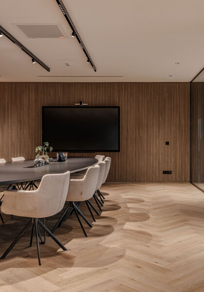 Nakuru Herringbone Hay