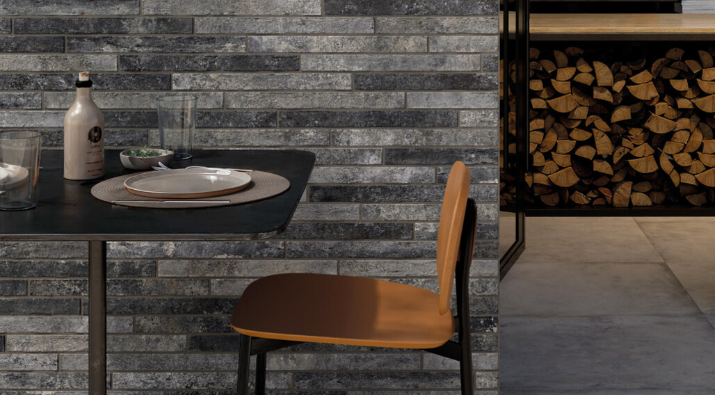 la fabbrica ava up black