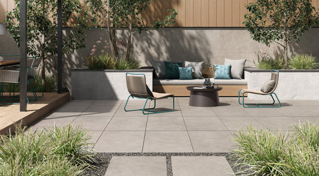 ELYSIAN_gris-catalan_60x90_JP04_GC03_Outdoor