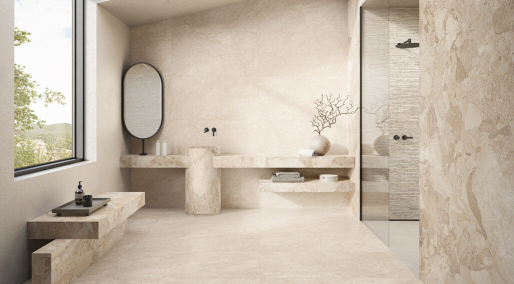 Materastone-Beige-Neutra-60x120-Beige-Sassi-120x278-Ritmo-Beige-60x120-Amb-Bagno