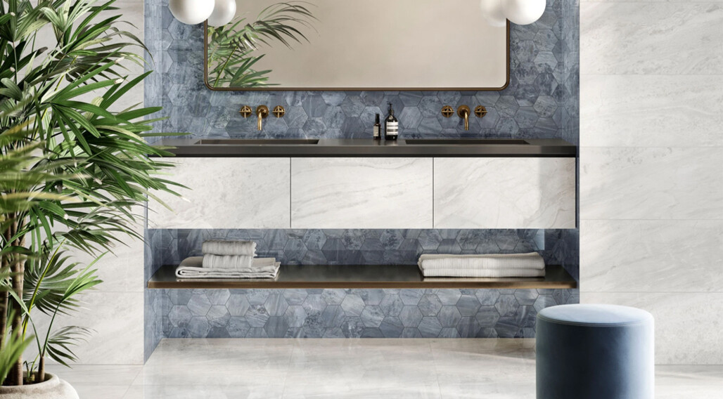 CSA_PARADISO_Ice3060-Kry-Maxi-Class-Paradiso-Navy-Kry_bathroom