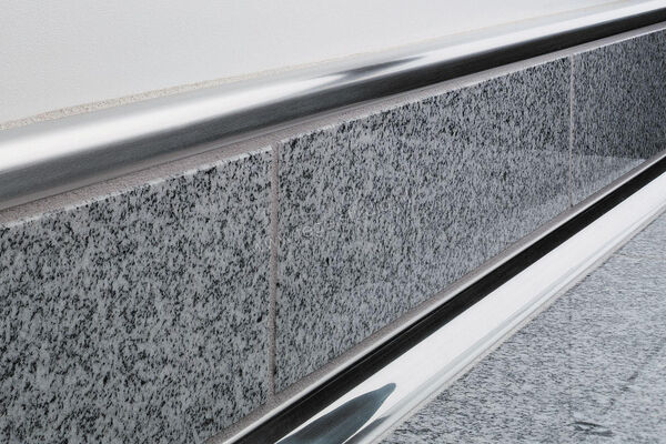  Schlüter Systems DILEX-HKS-E Holplintprofiel Roestvast staal V2A G - grijs Sterkte: 16 mm Lengte: 2,5 m HKSV2AU16/O7G | 298960