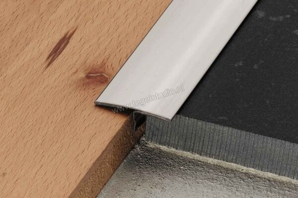  Schlüter Systems RENO-T-EB T9/25EB Overgangsprofiel Breedte: 25 mm Lengte: 2,50 m T9/25EB | 320857