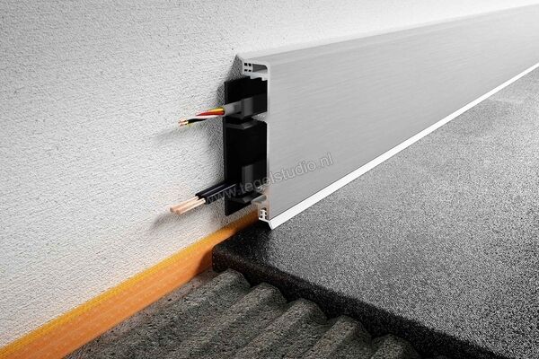  Schlüter Systems DESIGNBASE-CQ-AEEB DBCQ80AEEB Sterkte: 80 mm Lengte: 2,5 m DBCQ80AEEB | 321709
