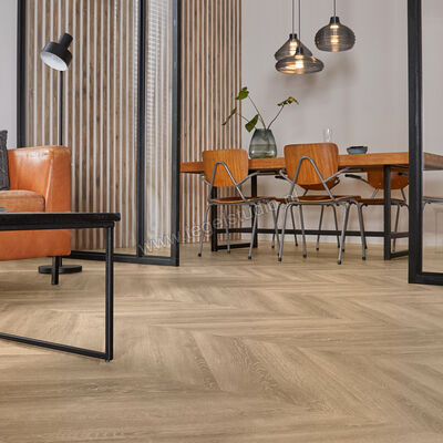  Mflor Parva Oak Chevron PVC Hout structuur Dryback Hongaarse punt 80x13.3cm MF42214 | 461266